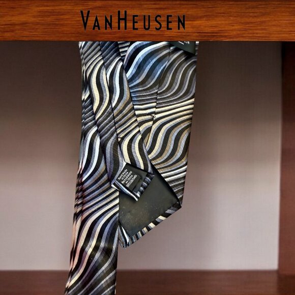 Van Heusen 100% Silk Geometric Swirls Blue & Grey Men's Tie - Picture 3 of 6